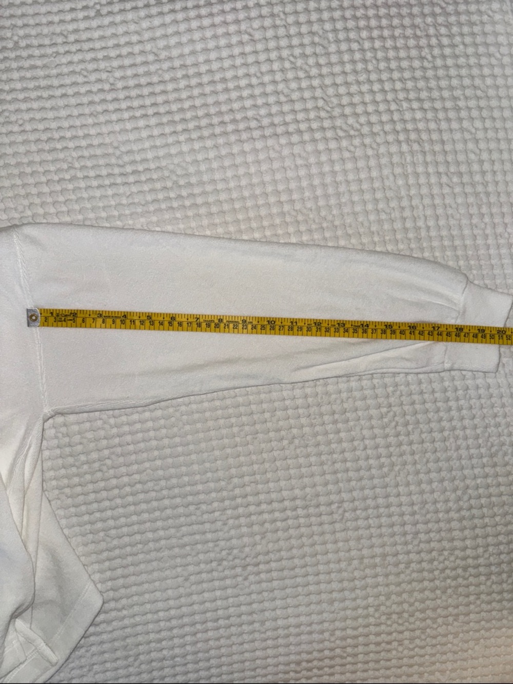 Travis Mathew White V-Neck Collar Pullover Sweater Woman’s Medium - Picture 6 of 9